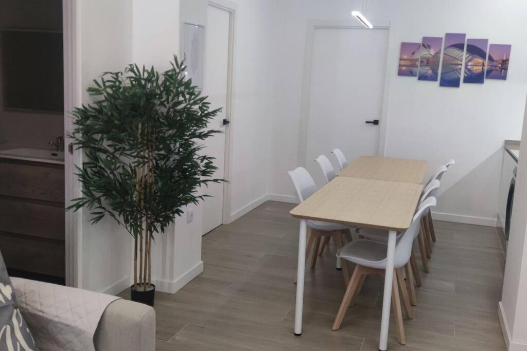 Apartamento 4 Habitaciones 2 Banos Ciudad De Las Ciencias Vt-55209-V Валенсия Экстерьер фото